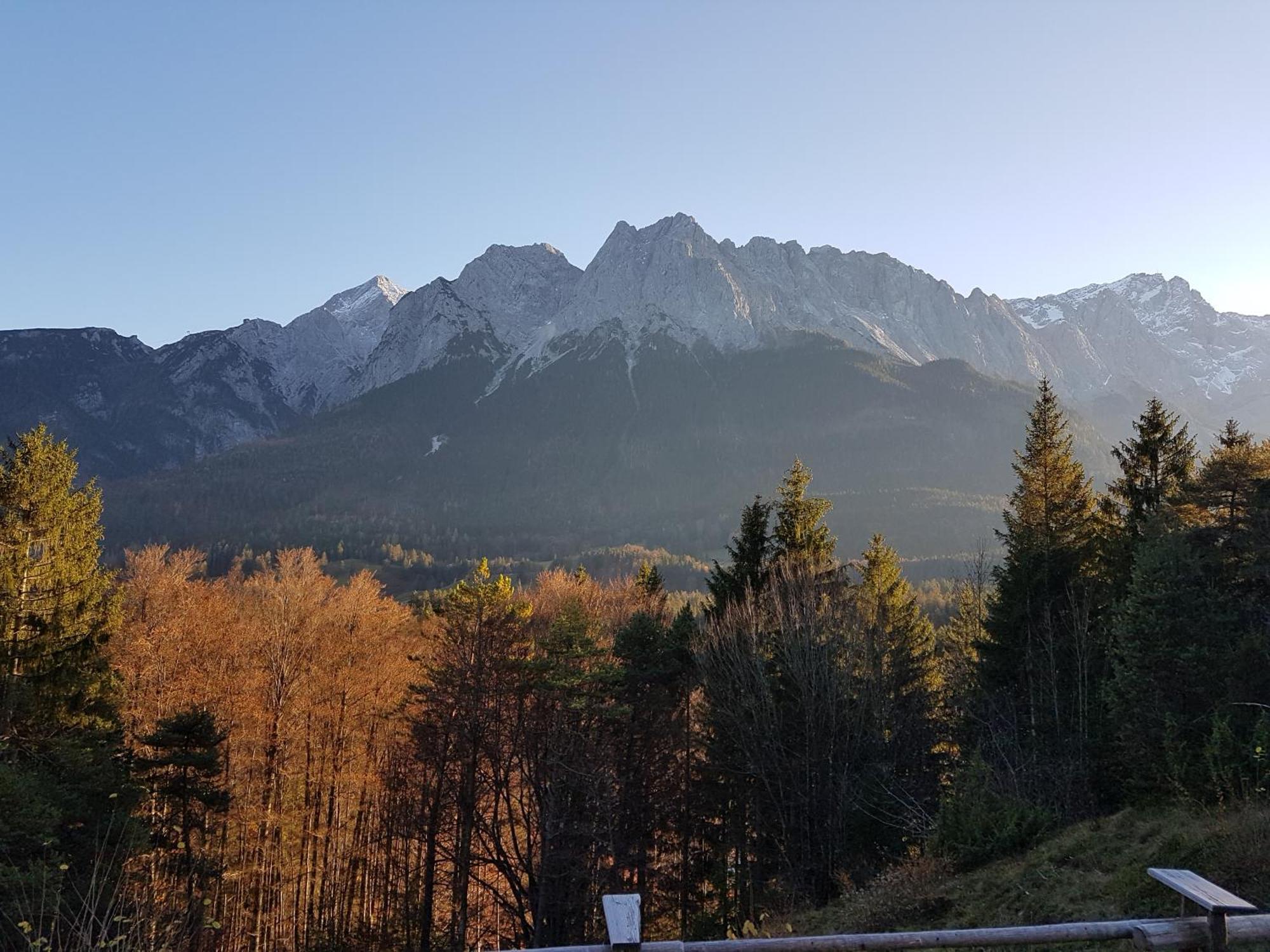 Zum Franziskaner Grainau Luaran gambar