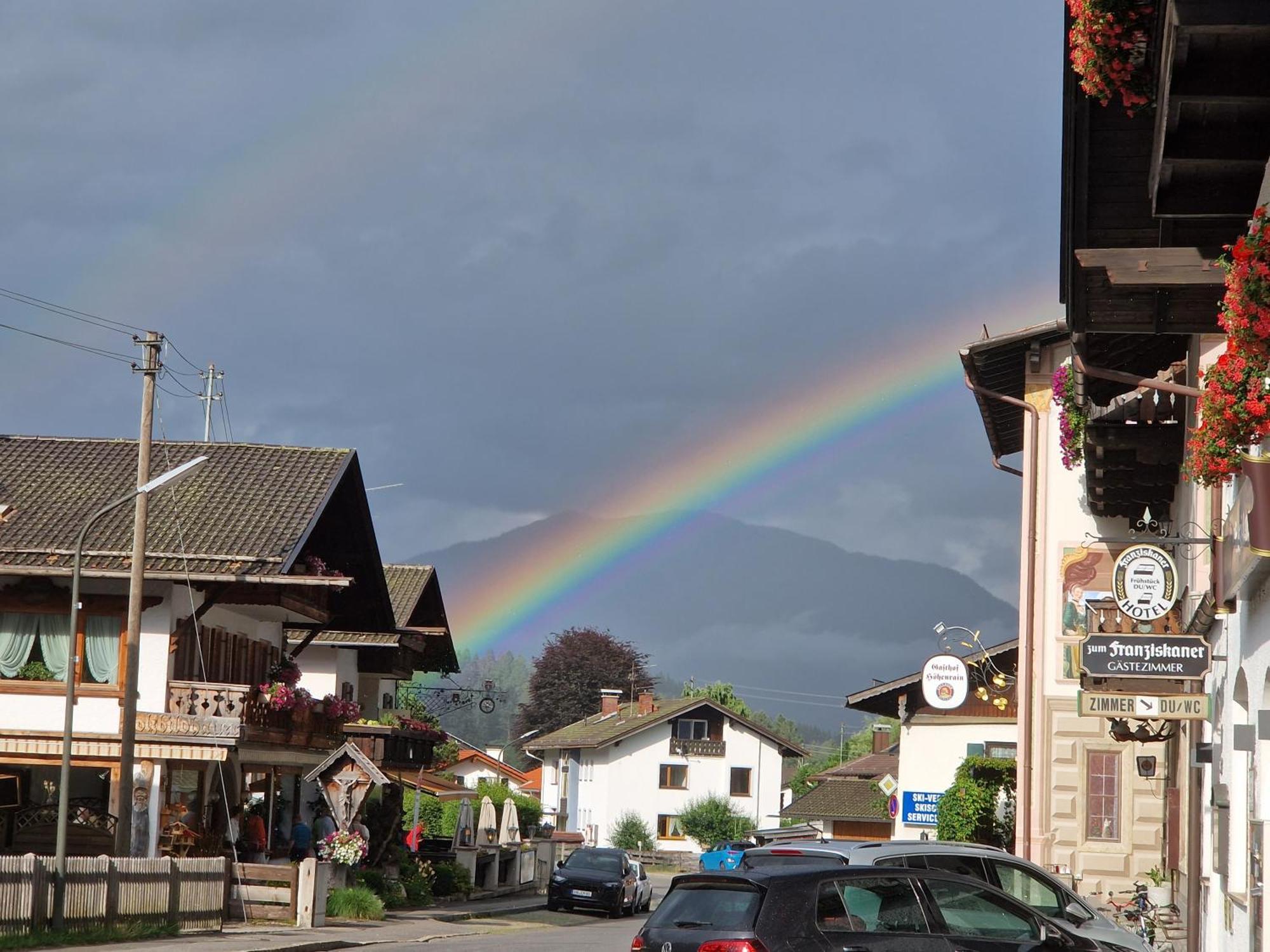 Zum Franziskaner Grainau Luaran gambar